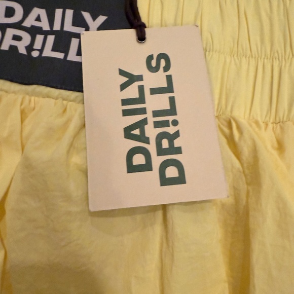 Daily Drills Neon Yellow Bubble Skirt - Picture 3 of 6